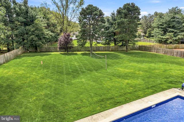 105 DEERFIELD AVE, Marlton, NJ 08053