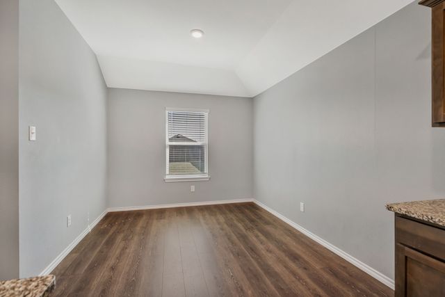 4000 Huntington Drive, Denton, TX 76209