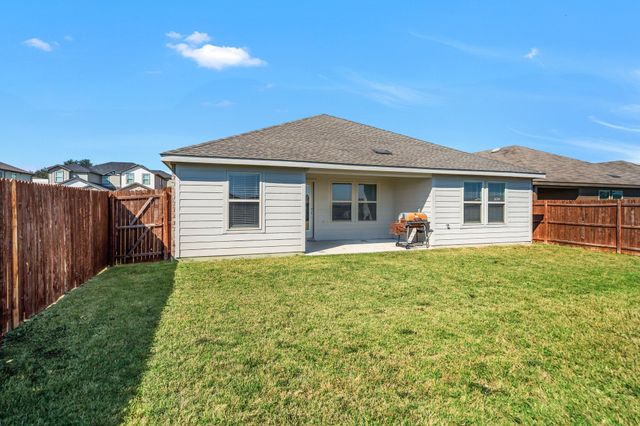 4000 Huntington Drive, Denton, TX 76209