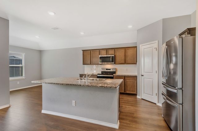 4000 Huntington Drive, Denton, TX 76209