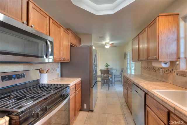 10525 Balsa, Apple Valley, CA 92308
