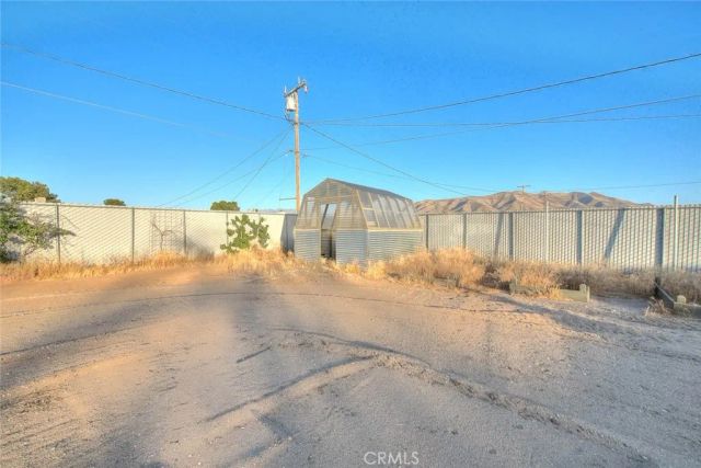 10525 Balsa, Apple Valley, CA 92308