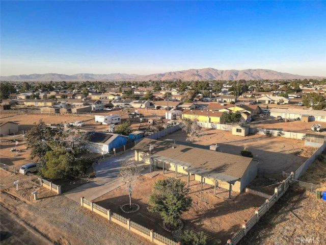 10525 Balsa, Apple Valley, CA 92308