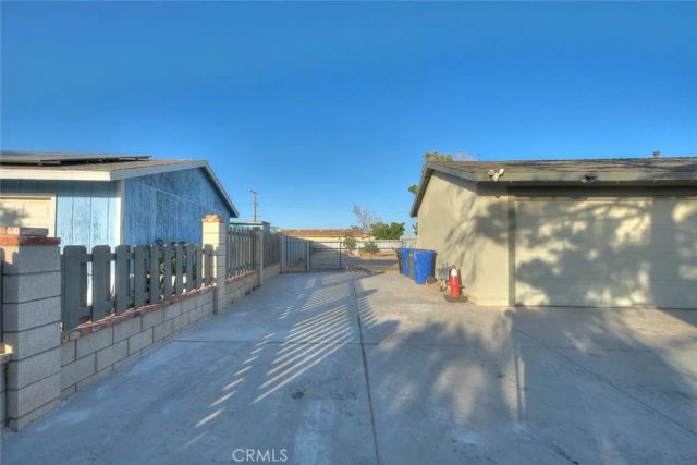10525 Balsa, Apple Valley, CA 92308