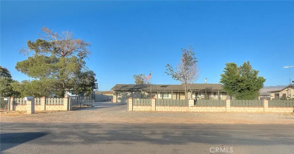 10525 Balsa, Apple Valley, CA 92308