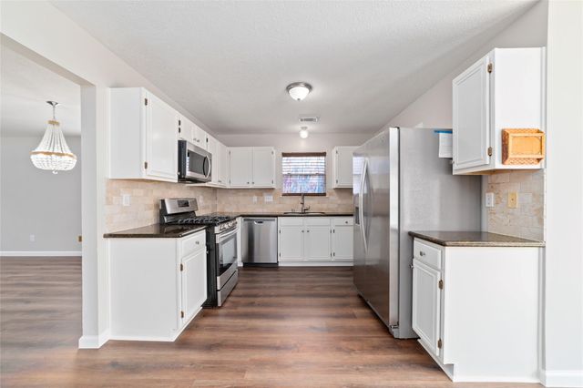 14431 Parkesgate Drive, Houston, TX 77083