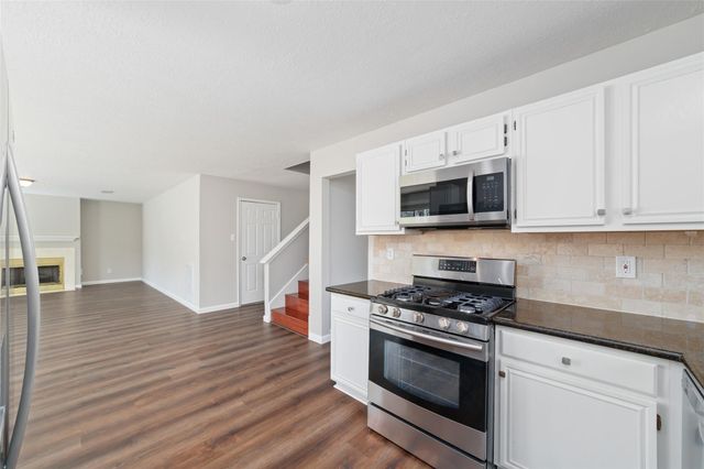 14431 Parkesgate Drive, Houston, TX 77083