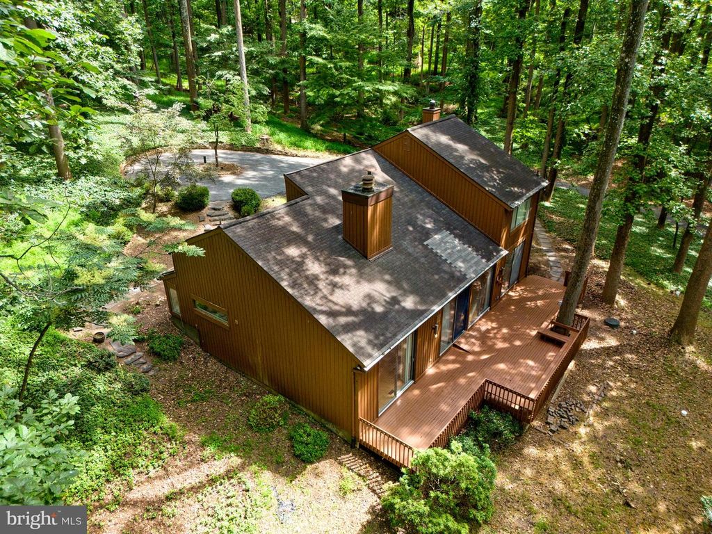 11403 LHASA LN, Lutherville Timonium, MD 21093