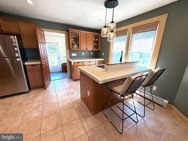 2939 N OLD BETHLEHEM PIKE, Quakertown, PA 18951