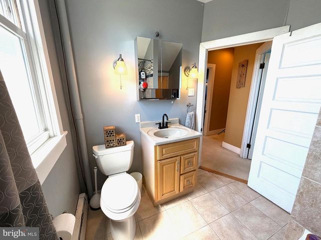 2939 N OLD BETHLEHEM PIKE, Quakertown, PA 18951