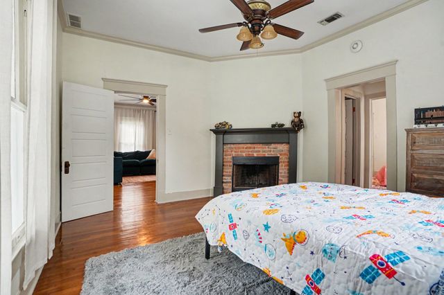 300 E University Avenue, Waxahachie, TX 75165