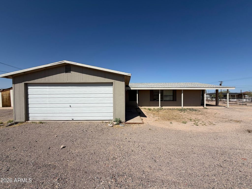 130 W CAMPBELL Avenue, Florence, AZ 85132 — exterior