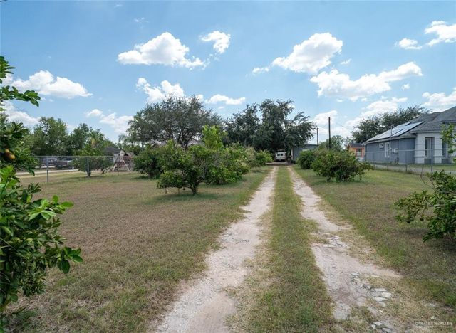 3116 E Mile 19 N Road, Edinburg, TX 78542
