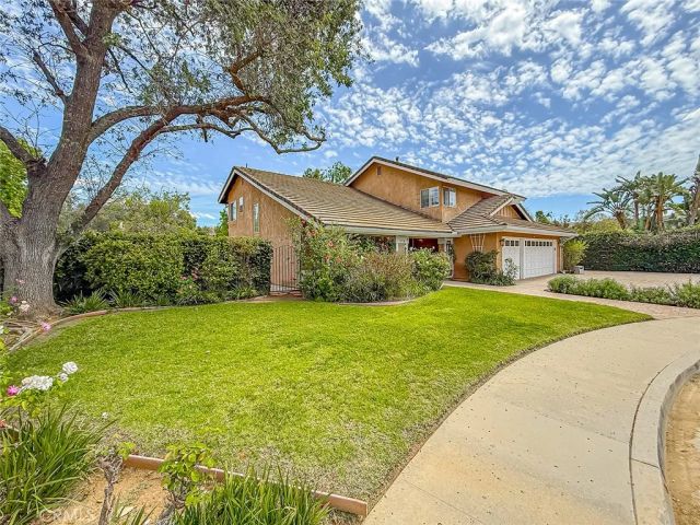 984 Oakmont Court, Simi Valley, CA 93065