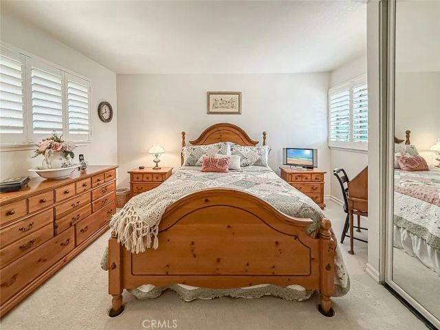 984 Oakmont Court, Simi Valley, CA 93065