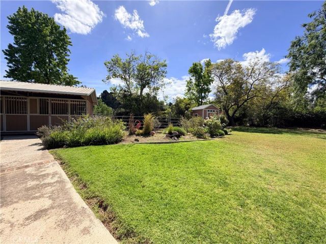 984 Oakmont Court, Simi Valley, CA 93065