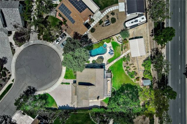 984 Oakmont Court, Simi Valley, CA 93065