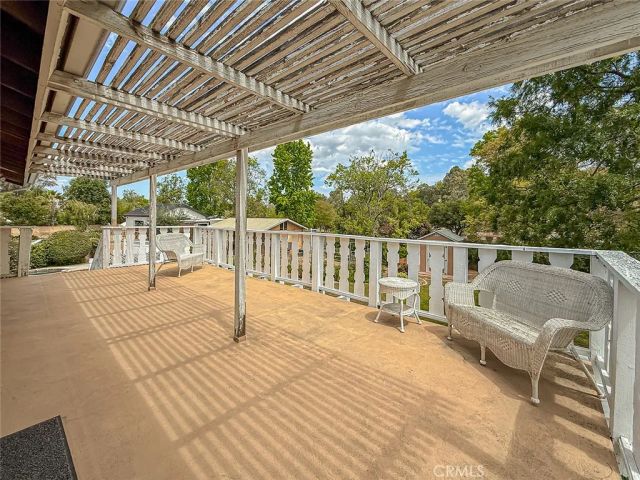 984 Oakmont Court, Simi Valley, CA 93065