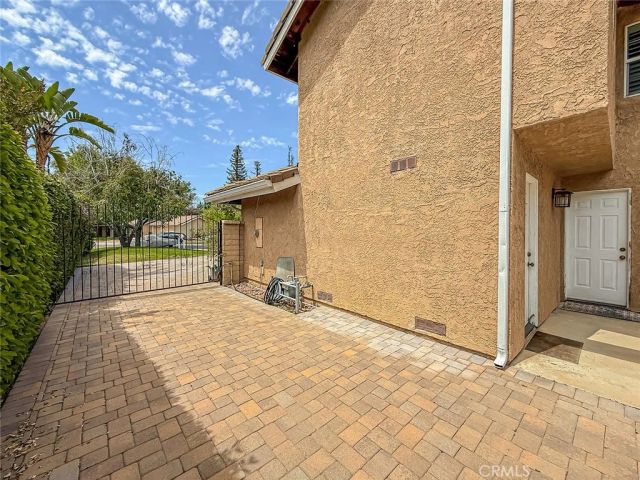 984 Oakmont Court, Simi Valley, CA 93065