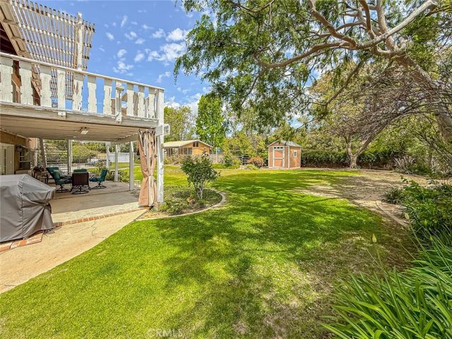 984 Oakmont Court, Simi Valley, CA 93065
