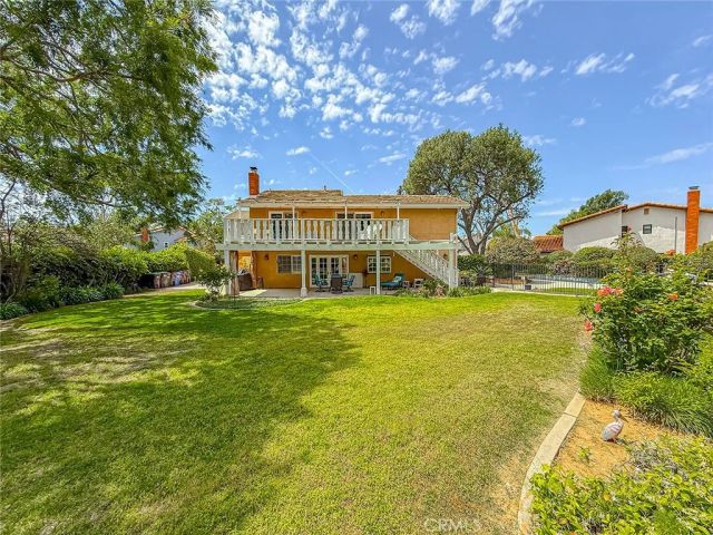 984 Oakmont Court, Simi Valley, CA 93065