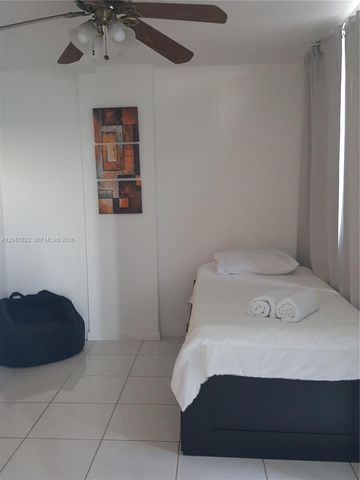 5401 Collins Ave 311, Miami Beach, FL 33140