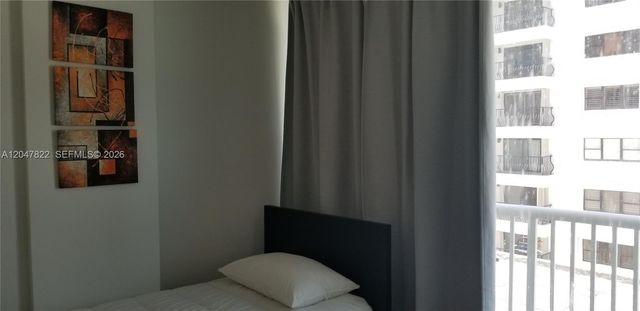 5401 Collins Ave 311, Miami Beach, FL 33140