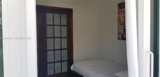5401 Collins Ave 311, Miami Beach, FL 33140