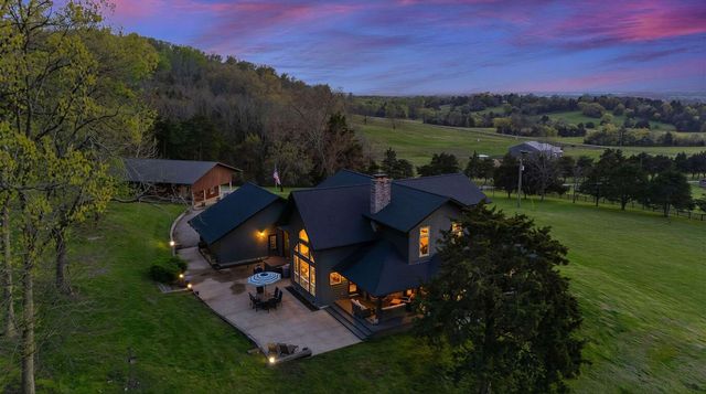 500 Coop Rd, Bell Buckle, TN 37020