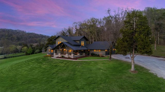 500 Coop Rd, Bell Buckle, TN 37020