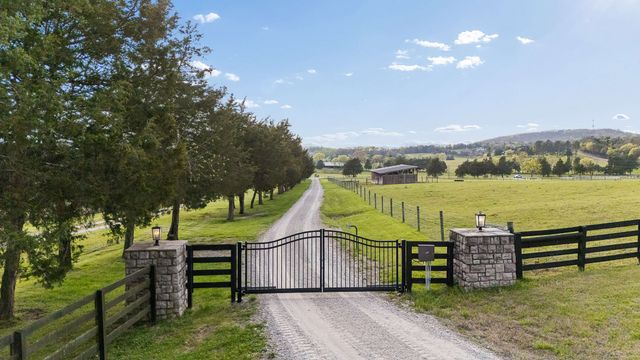500 Coop Rd, Bell Buckle, TN 37020