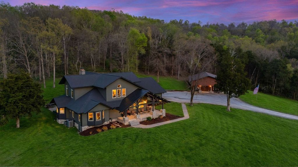 500 Coop Rd, Bell Buckle, TN 37020