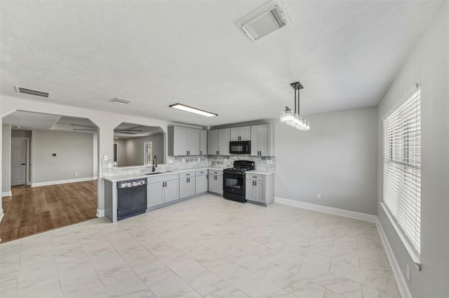 1111 Kingbriar Circle, Spring, TX 77373