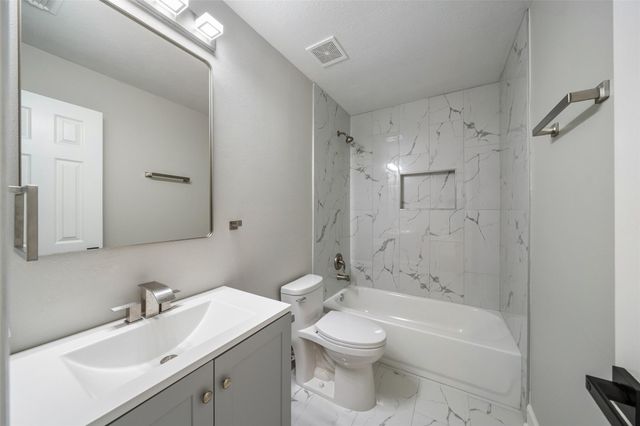 1111 Kingbriar Circle, Spring, TX 77373