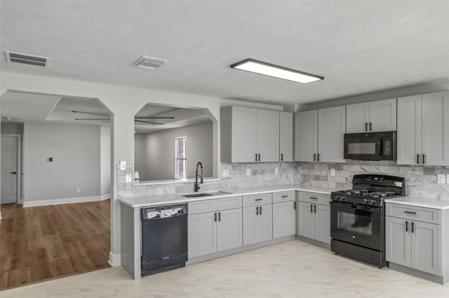 1111 Kingbriar Circle, Spring, TX 77373