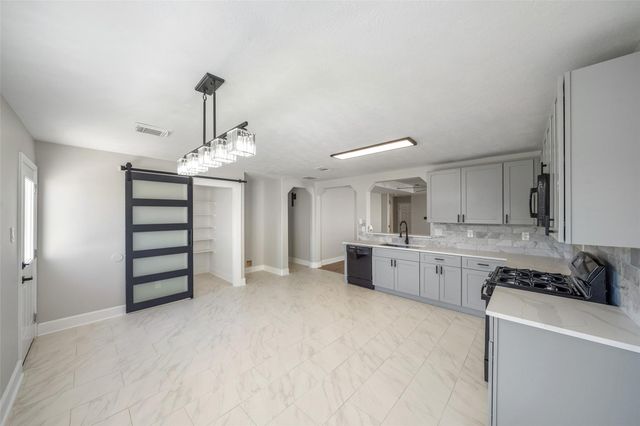 1111 Kingbriar Circle, Spring, TX 77373