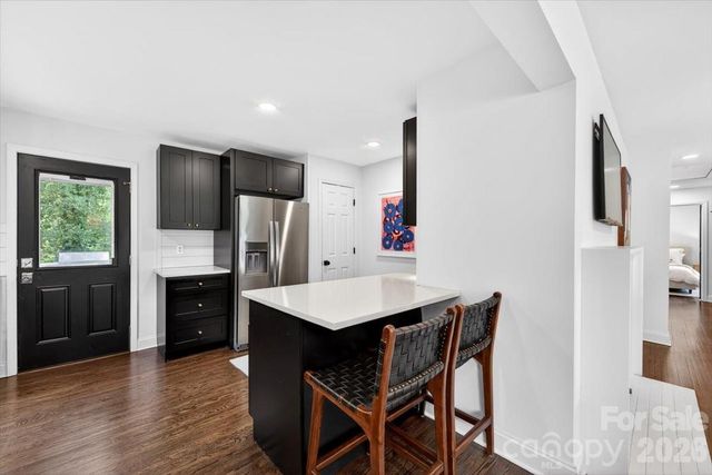 1226 Mockingbird Lane, Charlotte, NC 28209