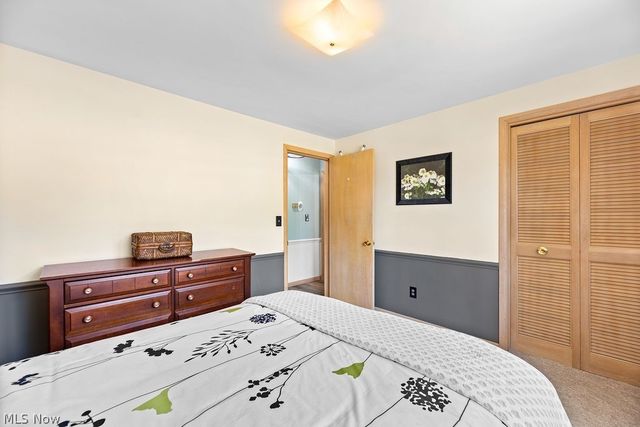 1133 Romayne Drive, Akron, OH 44313