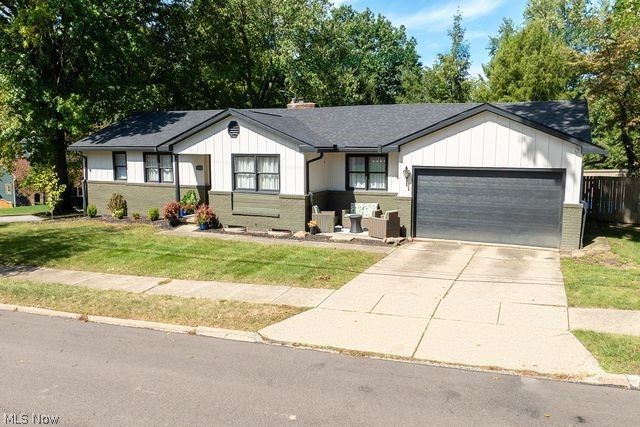 1133 Romayne Drive, Akron, OH 44313