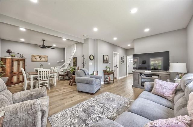 512 E Lexington Street, Richmond, MO 64085