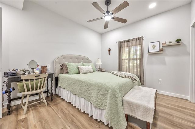 512 E Lexington Street, Richmond, MO 64085
