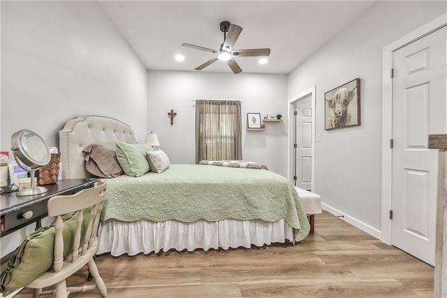 512 E Lexington Street, Richmond, MO 64085