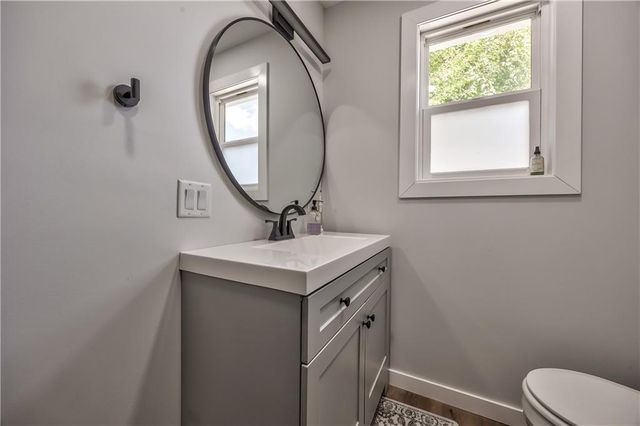512 E Lexington Street, Richmond, MO 64085