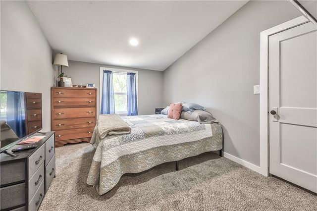512 E Lexington Street, Richmond, MO 64085