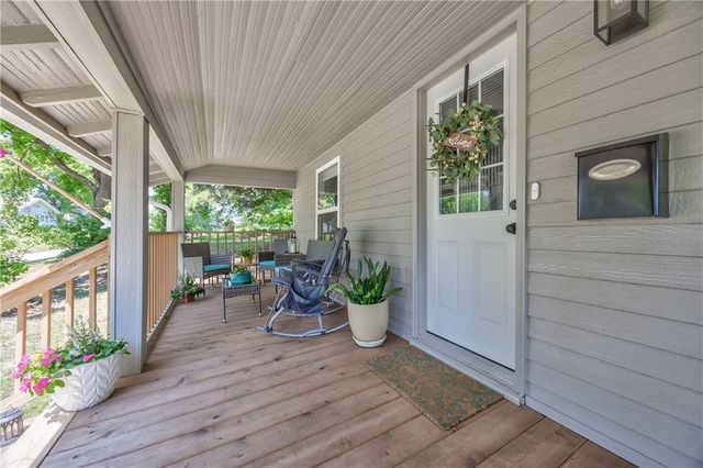 512 E Lexington Street, Richmond, MO 64085