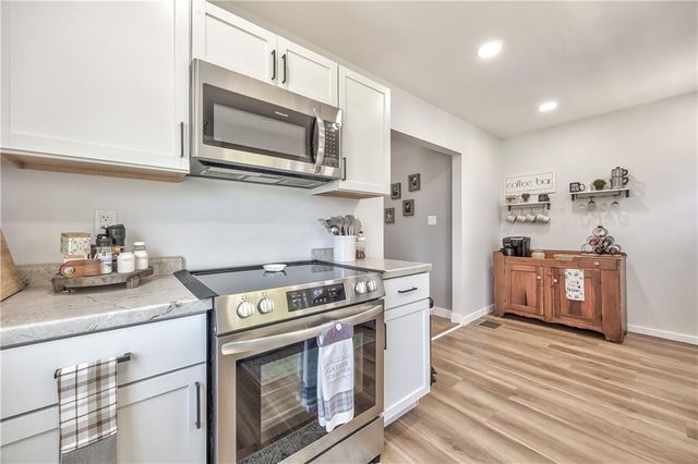 512 E Lexington Street, Richmond, MO 64085