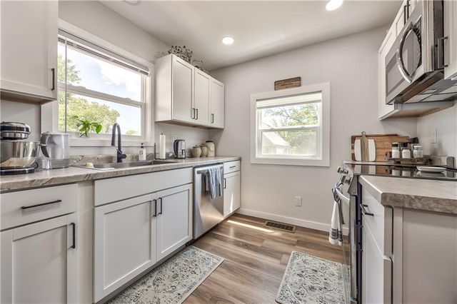 512 E Lexington Street, Richmond, MO 64085