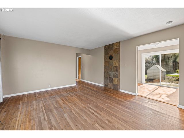 6160 Se Frances St, Hillsboro, OR 97123