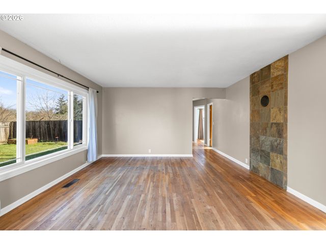 6160 Se Frances St, Hillsboro, OR 97123