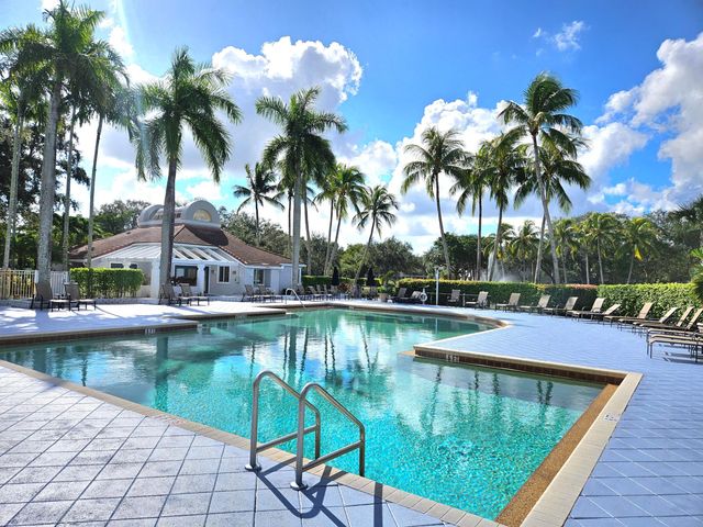 651 Lyons Road 10107, Coconut Creek, FL 33063